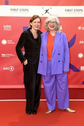 RECORD DATE NOT STATED Verleihung FIRST STEPS 2024 Anne Leppien und Claudia Löwe bei der Verleihung FIRST STEPS 2024 im Theater des Westens in Berlin. Copyright: xEventpressxBerndtx