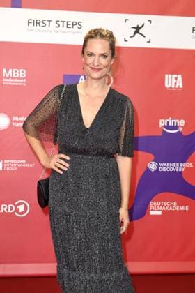 RECORD DATE NOT STATED Verleihung FIRST STEPS 2024 Marie Burchard bei der Verleihung FIRST STEPS 2024 im Theater des Westens in Berlin. Copyright: xEventpressxBerndtx