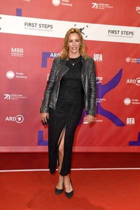 RECORD DATE NOT STATED Verleihung FIRST STEPS 2024 Simone Hanselmann bei der Verleihung FIRST STEPS 2024 im Theater des Westens in Berlin. Copyright: xEventpressxBerndtx