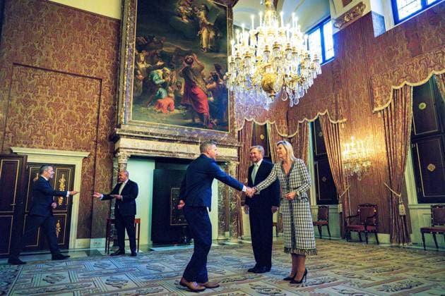 Entertainment Themen der Woche KW40 Entertainment Bilder des Tages Amsterdam, The Netherlands, 2024-10-01 16:30:34 AMSTERDAM, 01-10-2024, Royal Palace AmsterdamKing Willem Alexander and Queen Maxima receive the participants of the 35th ASE Planetary Congress in the Royal Palace Amsterdam. The Association of Space Explorers (ASE) is an association of more than four hundred astronauts from 38 different countries, including AndrÃ Kuipers. PHOTO: NLBeeld POOL Micha Schoemaker Credit: NL Beeld Patrick van Emst  Copyright: xx x