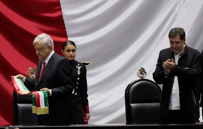 Claudia Sheinbaum Sworn In As Mexico s First Woman President Andres Manuel Lopez Obrador, former president of Mexico, on October 1, 2024, on his arrival at the Chamber of Deputies in Mexico City, Mexico, to hand over the presidential sash to Claudia Sheinbaum, president of Mexico. Mexico City Mexico City Mexico  Copyright: xGerardoxVieyrax originalFilename: vieyra-notitle241001_np5tc.jpg
