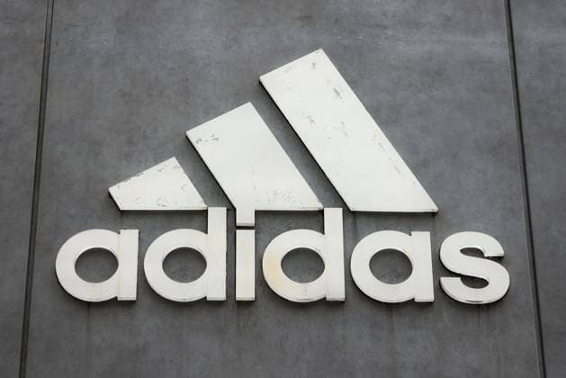 Business And Economy In New York Adidas logo on a store in Manhattan, New York City, United States of America on July 15th, 2024. New York United States  Copyright: xBeataxZawrzelx originalFilename: zawrzel-business240715_npkZT.jpg