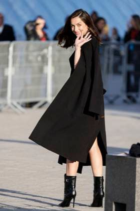 PFW - Louis Vuitton Arrivals Ana De Armas attends the Louis Vuitton Paris Womenswear Spring-Summer 2025 show as part of Paris Fashion Week on October 01, 2024 in Paris, France. Photo by Marco Piovanotto ABACAPRESS.COM Paris France  Copyright: xPiovanottoxMarco ABACAx