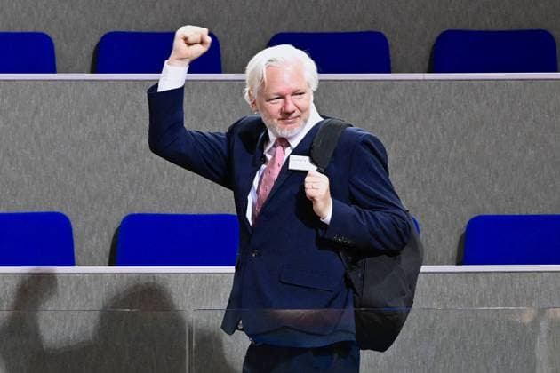 Bilder des Jahres 2024, News 10 Oktober News Themen der Woche KW40 News Bilder des Tages Julian Assange At Council Of Europe - Strasbourg WikiLeaks founder Julian Assange at the Council of Europe October 2, 2024, Council of Europe, Strasbourg, Northeastern France. This was his first outing since leaving prison in the UK in June 2024. Julian Assange spoke about his prison conditions. Diminished, he warned of the effects of his arrest on freedom of expression, human rights and investigative journalism. Photo by Nicolas Roses ABACAPRESS.COM Strasbourg France  Copyright: xRosesxNicolas ABACAx