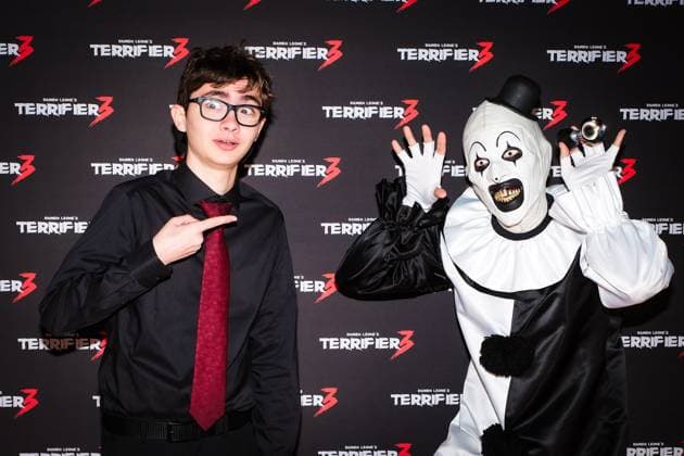 Entertainment Themen der Woche KW40 Entertainment Bilder des Tages Gala screening of Terrifer 3 on Wednesday 2 October 2024 Elliott Fullam and Art the Clown photographed at the Gala screening of Terrifer 3 on Wednesday 2 October 2024 at The VUE Leicester Square, London. ., Credit:Julie Edwards Avalon UK, Westminster, London, The VUE Leicester Square  Copyright: xJuliexEdwardsx xAvalonx 0915496194