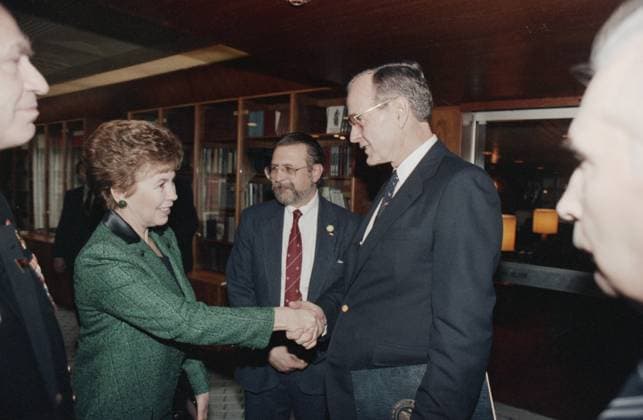 December 1, 1989. Raisa Gorbacheva is welcomed at an informal meeting of General Secretary of the CPSU Central Committee Mikhail Gorbachev and U.S. President George Bush in Malta. Yuri Lizunov, Eduard Pesov TASS  16102245