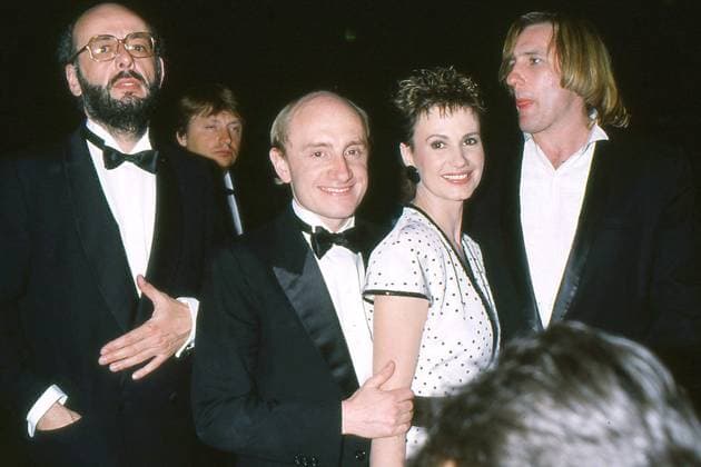 Michel Blanc Dies At 72 File picture of Gerard Depardieu, Miou-Miou, Michel Blanc and Bertrand Blier, director of Tenue de soiree , attending 1986 Cannes Film Festival. Photo by Patrick Davy ABACAPRESS.COM Cannes France  Copyright: xDavyxPatrick ABACAx