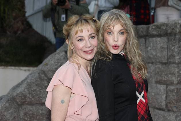 Bilder des Jahres 2024, Entertainment 10 Oktober Entertainment Themen der Woche KW40 Entertainment Bilder des Tages October 5, 2024, Dinard, Bretagne, France: JULIE DEPARDIEU and ARIELLE DOMBASLE attend the Closing Ceremony of the 2024 Dinard British & Irish Film Festival in Dinard, France Dinard France - ZUMAc179 20241005_zep_c179_009 Copyright: xMickaelxChavetx