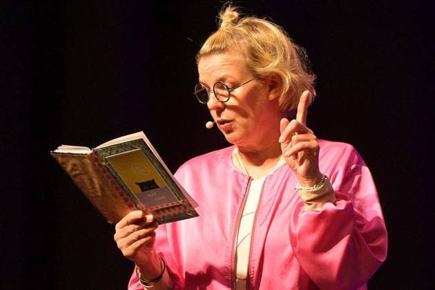 RECORD DATE NOT STATED Die aus dem Fernsehen bekannte Comedienne Mirja Boes tritt mit ihrem Programm Arschbombe ole in der Heilig-Kreuz-Kirche auf. 05.10.2024 in Gelsenkirchen ** NUR FÜR REDAKTIONELLE ZWECKE ** EDITORIAL USE ONLY **<p>Die aus dem Fernsehen bekannte Comedienne Mirja Boes tritt mit ihrem Programm Arschbombe ole in der Heilig-Kreuz-Kirche auf. 05.10.2024 in Gelsenkirchen. Deutschland NRW Gelsenkirchen Copyright: DanielxAttia *** The well-known comedienne Mirja Boes performs with her program Arschbombe ole in the Heilig Kreuz Kirche 05 10 2024 in Gelsenkirchen FOR EDITORIAL PURPOSES ONLY p The well-known comedienne Mirja Boes performs with her program Arschbombe ole in the Heilig Kreuz Kirche 05 10 2024 in Gelsenkirchen Germany NRW Gelsenkirchen Copyright: DanielxAttia doc7xhmqx0495y1dvfcy4rm ,EDITORIAL USE ONLY