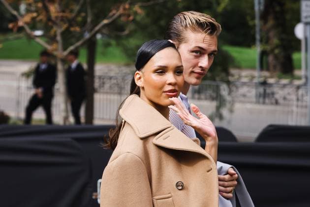 Celebrity Arrivals At Gucci Fashion Show During The Milan Women s Fashion Week Spring Summer 2025 In Milan Nara Smith and Lucky Blue Smith attend the Gucci Fashion Show during the Milan Womenswear Spring Summer 2025 in Milan, Italy, on September 27, 2024. Milan Italy  Copyright: xAlessandroxBremecx originalFilename: bremec-celebrit240920_nphUY.jpg