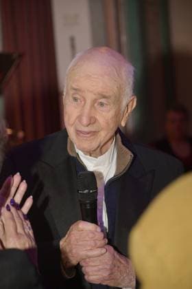 RECORD DATE NOT STATED GER, Berlin, Armin Mueller-Stahl, Verleihung des Prinz-von-Preussen-Preis 2024, Die Berliner Gala der heiteren Muse, im Konzerthaus am Gendarmenmarkt Berlin, kleiner Konzertsaal, in Berlin, am 06.10.2024 Copyright: HMBxMedia ManfredxBehrens