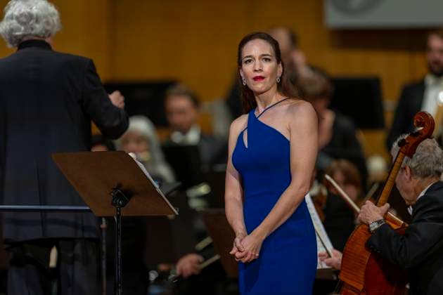 06.10.2024, Internationales Klassikfestival: Festival der Nationen 2024, Konzert im Kurhaus mit Kate Lindsey, Sopran. Guerassim Voronkov, Dirigent der Philharmonie Baden-Baden. 06.10.2024, Klassikfestival Bad Wörishofen 06.10.2024, Klassikfestival Bad Wörishofen