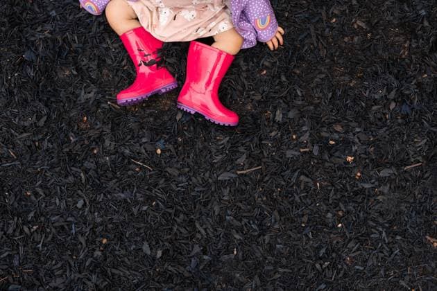 Creative Highlights Symbolfotos From Above View Of Babies Pink Rubber Rain Boots Tulsa, Oklahoma, United States CR_XBCB241004-1552280-01 ,model released, Symbolfoto