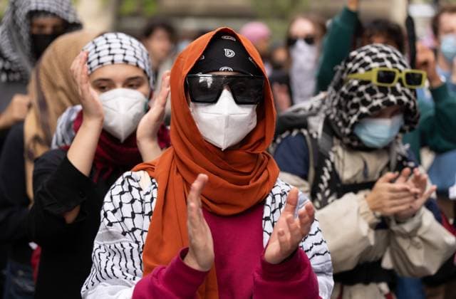 October 7, 2024, Montreal, Pq, CANADA: Attendees march during a pro-Palestinian demonstration on the anniversary of a Hamas attack on Israel that triggered the ongoing war in Gaza, in Montreal, Monday, Oct. 7, 2024. Montreal CANADA  - ZUMAc35_ 20241007_zaf_c35_084 Copyright: xChristinnexMuschix