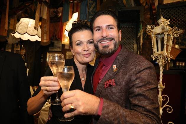 08.10.2024, Marchfelderhof Deutsch-Wagram, Verleihung des Goldenen Johann Strauß 2024, traditionellen Verleihung durch die Johann Strauss Gesellschaft Wien! im Bild: Barbara Helfgott, Clemens Unterreiner, Verleihung des Goldenen Johann Strauß 2024