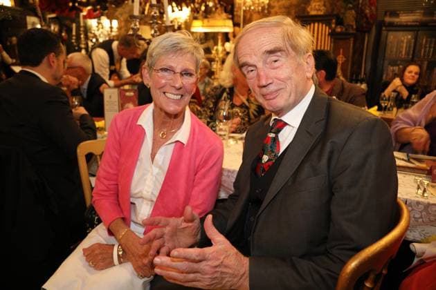 08.10.2024, Marchfelderhof Deutsch-Wagram, Verleihung des Goldenen Johann Strauß 2024, traditionellen Verleihung durch die Johann Strauss Gesellschaft Wien! im Bild: Trixi Schuba, Magic Christian, Verleihung des Goldenen Johann Strauß 2024