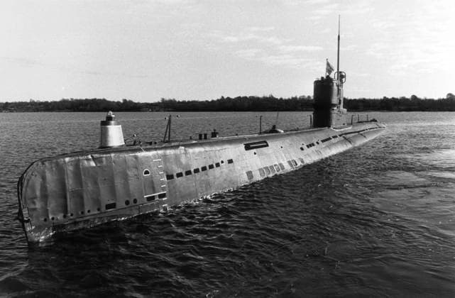 KARLSKRONA FILE 1981 10 29 The Soviet submarine U 137 ran aground in Gasefjärden in Karlskrona archipelago, Sweden in October 1981 KARLSKRONA SWEDEN ttexport x90x  Copyright: xTORBJÖRNxSELANDERx U-137 AGROUND SWEDEN