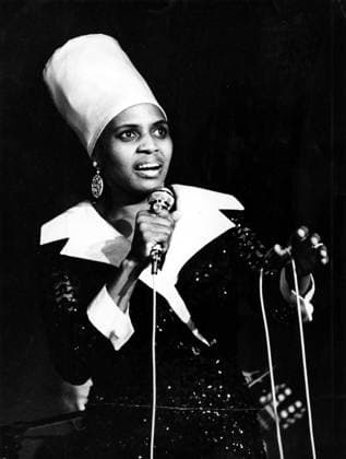 Miriam Makeba konsert pa AF i Lund februari 1969 Makeba Miriam sang Scen 1969 (c) Rolf Olsson Sydsvenskan IBL Lund sp_sw x2503x *** Miriam Makeba concert at AF in Lund February 1969 Makeba Miriam sang Scene 1969 c Rolf Olsson Sydsvenskan IBL Lund sp sw x2503x  Copyright: xRolfxOlssonx xSydsvenskanx xIBLxBildbyrax