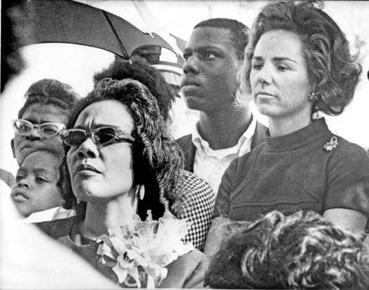 May 12, 1968, Washington, District Of Columbia, USA: Washington, D.C. - January 31, 2006 -- Coretta Scott King has passed away in Atlanta, Georgia at age 78. This file photo, taken in Washington, D.C. on May 12, 1968 shows Mrs. Martin Luther King (Coretta Scott), left, and Mrs. Robert F. Kennedy (Ethel), right, together as they join the first contingent of the Poor People s March to arrive in the Nation s Capital. Earlier the welfare mothers marched through Washington to kick-off the march that Dr. King conceived before he was assassinated in Memphis, Tennessee on April 4, 1968. This photo was taken less than a month before United States Senator Robert F. Kennedy (Democrat of New York) was shot in Los Angeles, California on June 5, 1968 - ZUMAs152 19680512_faa_s152_003 Copyright: xArniexSachsx