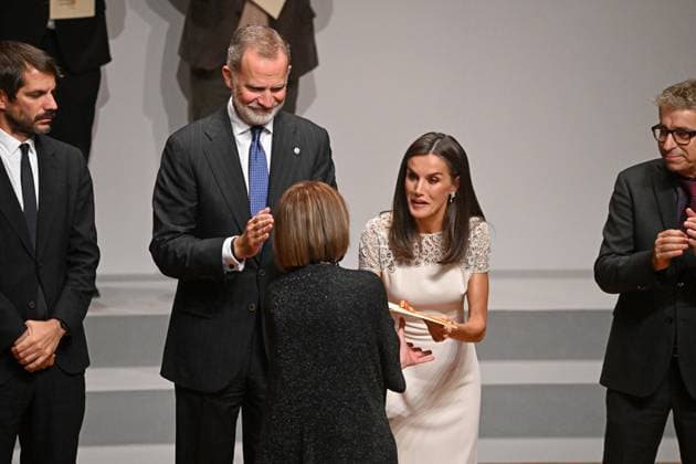 Presentation of the National Culture Awards 2022 and 2023 The King Felipe and Queen Letizia preside over the presentation of the National Culture Awards 2022 and 2023 at the National Museum of Art Reina Sofia, on October 10, 2024, in Madrid Spain These awards express the recognition of society for the contribution to the enrichment of the Cultural Heritage of Spain PREMIOS GENTE José Madrid Madrid Madrid Spain  Copyright: xJosÃ xOlivax 6269185