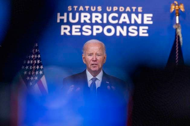 News Themen der Woche KW41 News Bilder des Tages US President Joe Biden delivers remarks on the federal response to hurricane Milton US President Joe Biden delivers remarks on the federal response to hurricane Milton during a briefing from the Eisenhower Executive Office Building on the White House campus in Washington, DC, USA, 10 October 2024. Earlier in the day Secretary of Homeland Security Alejandro Mayorkas gave an update and responded to questions on the federal response to hurricanes Helene and Milton. WASHINGTON DISTRICT OF COLUMBIA United States  Copyright: xPool ABACAx
