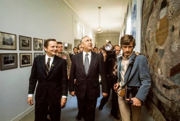 ARCHIVE 19750602. Prime Minister Olof Palme (left) and Edward Gierek, Polish communist politician, during a visit to Sweden. SWEDEN sp_sw x5600x *** ARCHIVE 19750602 Prime Minister Olof Palme left and Edward Gierek, Polish communist politician, during a visit to Sweden SWEDEN sp sw x5600x  Copyright: xSVTxBildx PALME-GIEREK