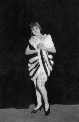 1920s. Without caption. Note. Maja Cassel Note. Maja Cassel, 1891-1953, Swedish actress and operetta singer, revue prima donna with Ernst Rolf. Necklaces Pearl necklaces Smile Prima donnas Rings Stage clothes CD545 persons: MAJA CASSEL sites: SWEDEN Sweden sp_sw x5600x *** 1920s Without caption Note Maja Cassel Note Maja Cassel, 1891 1953, Swedish actress and operetta singer, revue prima donna with Ernst Rolf Necklaces Pearl necklaces Smile Prima donnas Rings Stage clothes CD545 persons MAJA CASSEL sites SWEDEN Sweden sp sw x5600x  Copyright: xx MAYA CASSEL
