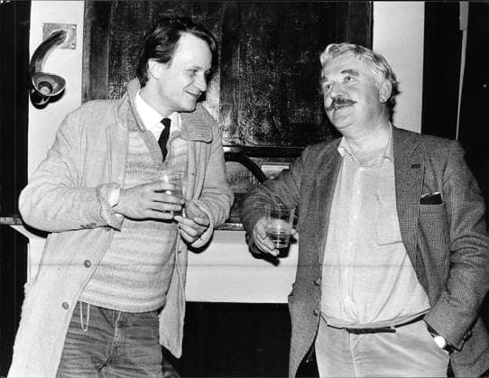 Foto : KRINYM : Stellan Skarsgard, skadespelare Sverige och Hans Alfredson Hasse , skadespelare komiker regissör författare Sverige, privat, glad, dricker. 1982-02-23 (c) NYMAN KRISTER Aftonbladet IBL Bildbyra * * * EXPRESSEN OUT * * * AFTONBLADET 4430 Stockholm Sverige x2512x *** Photo KRINYM Stellan Skarsgard, actor Sweden and Hans Alfredson Hasse , actor comedian director writer Sweden, private, happy, drinking 1982 02 23 c NYMAN KRISTER Aftonbladet IBL Bildbyra EXPRESSEN OUT AFTONBLADET 4430 Stockholm Sweden x2512x  Copyright: xAftonbladet TTx Hasse Alfredson retro