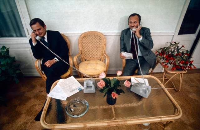 ARCHIVE around 1975. Sweden s Prime Minister Olof Palme (left) meets Maurice Strong, Canadian entrepreneur and active in e.g. environmental organizations in the United States. Palme was a social democrat and prime minister from 1969-1976 and 1982-1986. SWEDEN sp_sw x5600x *** ARCHIVE around 1975 Sweden s Prime Minister Olof Palme left meets Maurice Strong, Canadian entrepreneur and active in e g environmental organizations in the United States Palme was a social democrat and prime minister from 1969 1976 and 1982 1986 SWEDEN sp sw x5600x  Copyright: xSVTxBildx PALM STRONG
