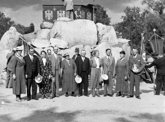 STOCKHOLM 1938-08-08 Bondens dag pa Skansen. Pristagarna med fruar i den ordning de hämtat sina priser. STOCKHOLM SVERIGE x192x *** STOCKHOLM 1938 08 08 Farmers Day at Skansen The winners with wives in the order they collected their prizes STOCKHOLM SWEDEN x192x  Copyright: xDN TTx BONDENS DAG SKANSEN