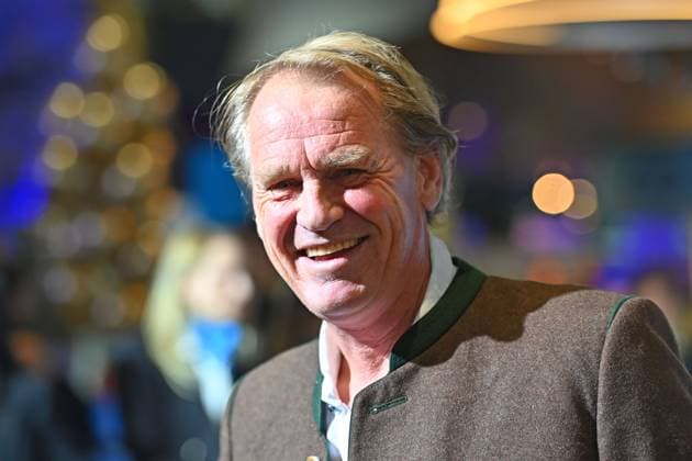 Markus WASMEIER; Einzelbild,angeschnittenes Einzelmotiv,Portraet,Portrait,Porträt. Bayerischer Sportpreis 2024 in der BMW Welt, Roter Teppich,Red Carpet am 12.10.2024.