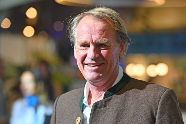 Markus WASMEIER; Einzelbild,angeschnittenes Einzelmotiv,Portraet,Portrait,Porträt. Bayerischer Sportpreis 2024 in der BMW Welt, Roter Teppich,Red Carpet am 12.10.2024.