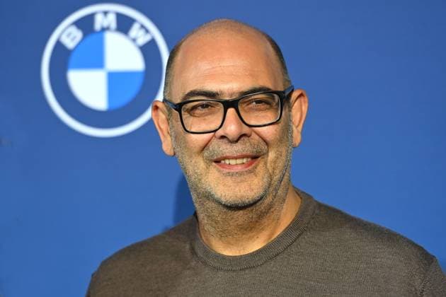 Hannes RINGLSTETTER (Kabarettist), Einzelbild,angeschnittenes Einzelmotiv,Portraet,Portrait,Porträt. Bayerischer Sportpreis 2024 in der BMW Welt, Roter Teppich,Red Carpet am 12.10.2024.