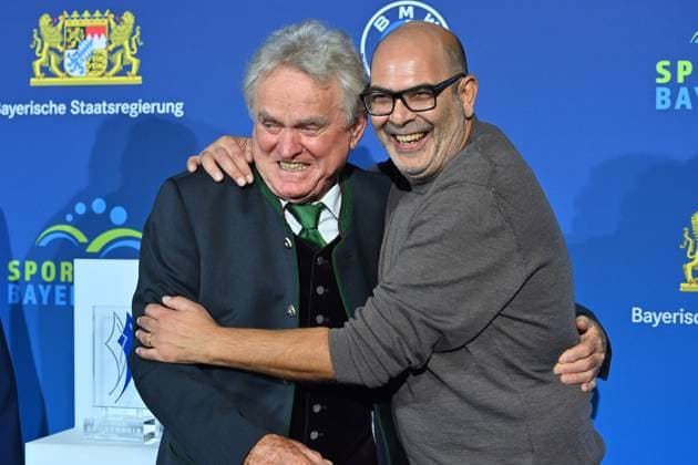 v.li:Sepp MAIER; Hannes RINGLSTETTER, Bayerischer Sportpreis 2024 in der BMW Welt, Roter Teppich,Red Carpet am 12.10.2024.
