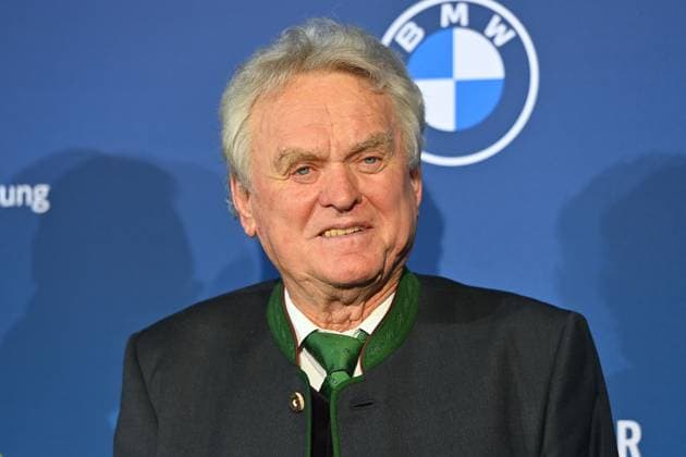Sepp MAIER; Einzelbild,angeschnittenes Einzelmotiv,Portraet,Portrait,Porträt. Bayerischer Sportpreis 2024 in der BMW Welt, Roter Teppich,Red Carpet am 12.10.2024.