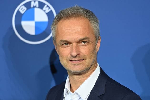 Christian Wueck (Trainer Fraeun Nationalmannschaft), Einzelbild,angeschnittenes Einzelmotiv,Portraet,Portrait,Porträt. Bayerischer Sportpreis 2024 in der BMW Welt, Roter Teppich,Red Carpet am 12.10.2024.