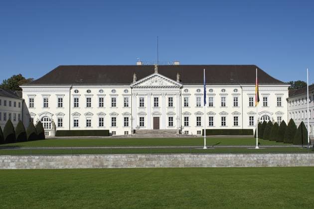 Schloss Bellevue in Berlin, Sitz des Bundespräsidenten, Berlin, Deutschland, Europa Bellevue Palace in Berlin, seat of the Federal President, Berlin, Germany, Europe Copyright: imageBROKER Fotowerkstatt-ks ibxknr11546805.jpg
