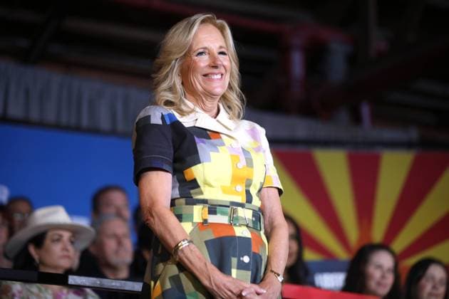 News Themen der Woche KW41 News Bilder des Tages October 12, 2024, Phoenix, Arizona, USA: First Lady JILL BIDEN speaks at a Reproductive Freedom bus tour stop at Warehouse 215 in Phoenix, Arizona. Phoenix USA - ZUMAg247 20241012_znp_g247_004 Copyright: xGagexSkidmorex