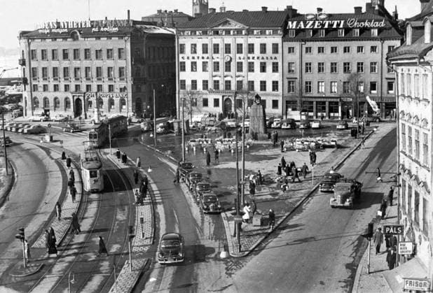 Stockholm 1956-03-23 Kornhamnstorg i Gamla stan Stockholm Sverige x40x *** Stockholm 1956 03 23 Kornhamnstorg in Old Town Stockholm Sweden x40x  Copyright: xBertilxStilling Expressen TTx KONRHAMNSTORG STOCKHOLM