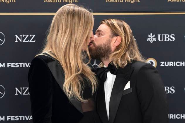 Alana Netzer mit Freund Sebastian Buergin Baschi bei der Preisverleihung auf dem 20. Zurich Film Festival 2024 im Opernhaus. Zürich, 12.10.2024