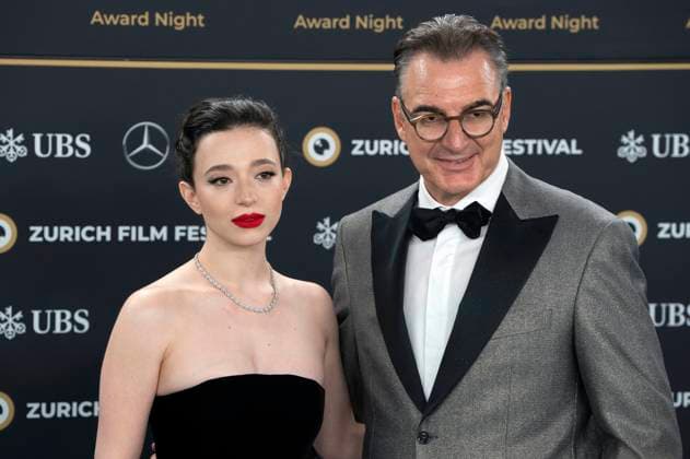 Vivienne Oesch und Christian Jungen bei der Preisverleihung auf dem 20. Zurich Film Festival 2024 im Opernhaus. Zürich, 12.10.2024