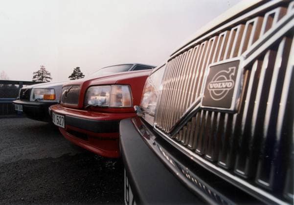 STOCKHOLM 25AUG98 -Arkiv 1992. En nagra ar gammal och välutrustad Volvo kan vara mellan 20 000 och 30 000 kronor billigare att köpa i Tyskland. Foto Hakan Lindgren code 69 9811 COPYRIGHT PRESSENS BILD AB STOCKHOLM SVERIGE x69x *** STOCKHOLM 25AUG98 Archive 1992 A few years old and well-equipped Volvo can be between SEK 20,000 and 30,000 cheaper to buy in Germany Photo Hakan Lindgren code 69 9811 COPYRIGHT PRESSENS BILD AB STOCKHOLM SWEDEN x69x  Copyright: xHakanxLindgrenx