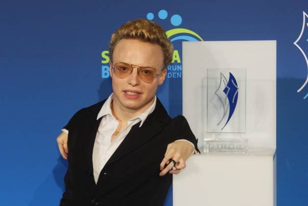 Bayerischer Sportpreis 2024 in der BMW Welt in München. Josia Tim Alexander Topf ist ein deutscher Para-Schwimmer. Er startet für den Schwimmverein Erlangen, der außerhalb vom Behindertensport ein Teil der SSG 81 Erlangen ist