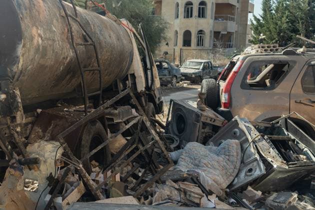 News Themen der Woche KW41 News Bilder des Tages October 13, 2024, Barja, Barja, Lebanon: On October 13, 2024, just after 3 PM, an Israeli airstrike hits the town of Barja in the Chouf region of Lebanon. According to the Lebnion sÃäHealth Ministry, four people were killed and fourteen others injured. Barja Lebanon - ZUMAw401 20241013_znp_w401_018 Copyright: xTimothyxWolferx