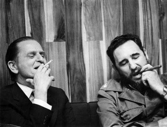 Swedish Prime Minister Olof Palme smokes a cigarette with Cuban leader Fidel Castro who smokes a cigar, during Palme s visit to Cuba, June 01, 1976. CUBA ttexport x2512x *** Swedish Prime Minister Olof Palme smokes a cigarette with Cuban leader Fidel Castro who smokes a cigar, during Palme s visit to Cuba, June 01, 1976 CUBA ttexport x2512x  Copyright: xLarsxAström Aftonbladet TTx OLOF PALME, FIDEL CASTRO