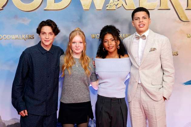 Entertainment Themen der Woche KW41 Entertainment Bilder des Tages Die Schauspieler Emile Cherif, Lilli Falk, Sophie Lelenta und Johan von Ehrlich bei der Premiere des Kinofilms Woodwalkers im Cinedom Kino. Köln, 13.10.2024 NRW Deutschland *** The actors Emile Cherif, Lilli Falk, Sophie Lelenta and Johan von Ehrlich at the premiere of the feature film Woodwalkers at the Cinedom cinema in Cologne, 13 10 2024 NRW Germany Copyright: xChristophxHardtx