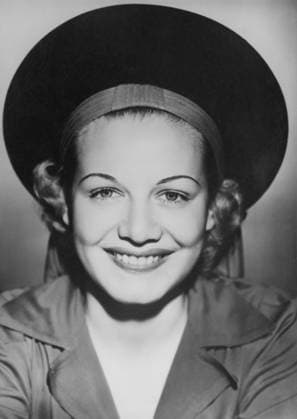 Orig. caption... LE PLUS CHARMANT SOURIRE DE HOLLYWOOD N.P.M.: Gloria Dickson, la belle actrice de cinÃ ma amÃ ricaine, qui vient de gagner le concours du plus joli sourire de Hollywood. Note Smile Glance Actor CD325 persons: GLORIA DICKSON sp_sw x5600x *** Orig caption THE MOST CHARMING SMILE IN HOLLYWOOD N P M Gloria Dickson, the beautiful American movie actress, who has just won the competition for the most beautiful smile in Hollywood Note Smile Glance Actor CD325 persons GLORIA DICKSON sp sw x5600x  Copyright: xx DICKSON, GLORIA