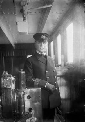 Kapten Anderberg pa Gripsholm 11 november 1925 *** Local Caption *** KAMERAREPORTAGE x2524x *** Captain Anderberg at Gripsholm November 11, 1925 Local Caption CAMERAREPORTAGE x2524x  Copyright: xKamerareportage TTx 11 november 1925