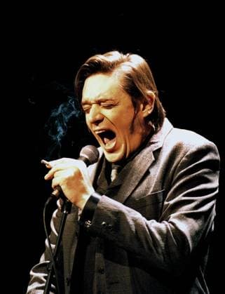 SVERIGE 8AUG1999 - Blixa Bargeld, tysk multiartist uppträder pa Södra teatern i Stockholm. STOCKHOLM SVERIGE x83x *** SWEDEN 8AUG1999 Blixa Bargeld, German multi-artist performs at Södra teatern in Stockholm STOCKHOLM SWEDEN x83x  Copyright: xLarsxEpsteinx