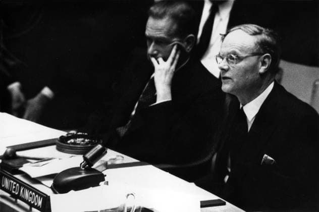 USA NEW YORK 1960s. Orig. caption... DEBATE ON CONGO Despite the demands that Dag Hammarskold resigns as General Secretary of the United Nations, submitted even by permanent member of the Security Council (The URSS), he still keeps his post. Council President on current season, Patrick Dean, while attending the debate on the Congo crisis which heard of charges for his responsibility in the death of the Congolese leader Patrice Lumumba. Note United Kingdom Congo crisis persons: DAG HAMMARSKÖLJD;PATRICK DEAN sites: CONGO*;STROBRITANNIEN*;SWEDER*;NEW YORK;USA New York USA sp_sw x5600x *** USA NEW YORK 1960s Orig caption DEBATE ON CONGO Despite the demands that Dag Hammarskold resigns as General Secretary of the United Nations, submitted even  Copyright: xx DAY HAMMER WASHED IN THE UN